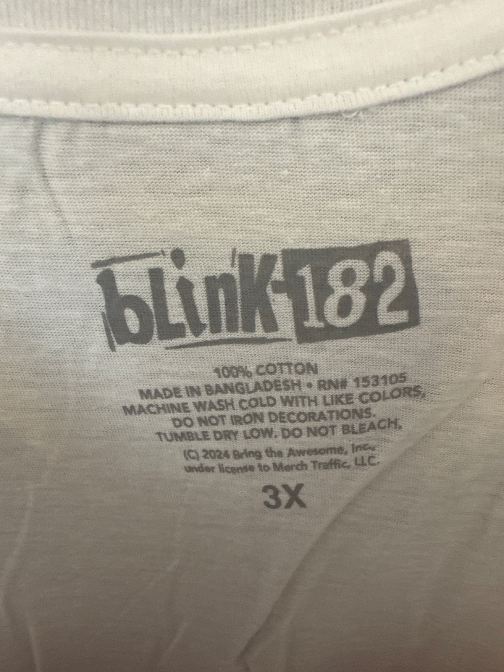 1100 NWOT Blink-182 Graphic 3XL T-Shirt Plus Size 29" PTP Boyfriend Fit A0001100