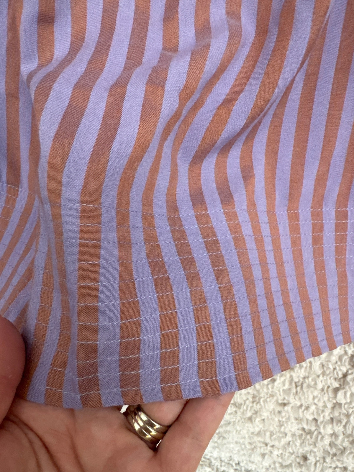 1028 NWT Freyhem 25” PTP Oversized Small Striped Long Sleeve Blouse A0001028