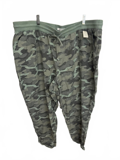 1039 NWT Maurices Plus Size 22W Camo Weekender Drawstring Pants Waist A0001039