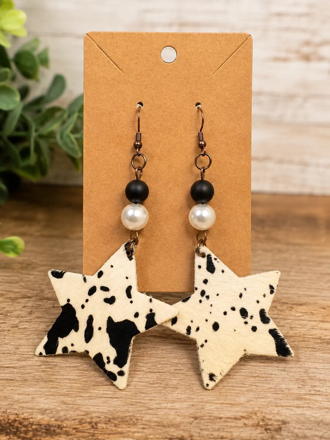 1046 New Handmade Black and White Cow Print Star Dangle Earrings A0001046