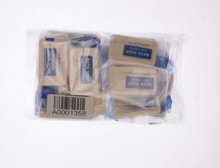 NWOT New Miniature Bar Soap Multi-Pack 23 Bars Individually Wrapped A0001358